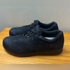 SAS Free Time Tri Pad Comfort Walking Lace Up Black Nubuck Womans sz 9 M $195